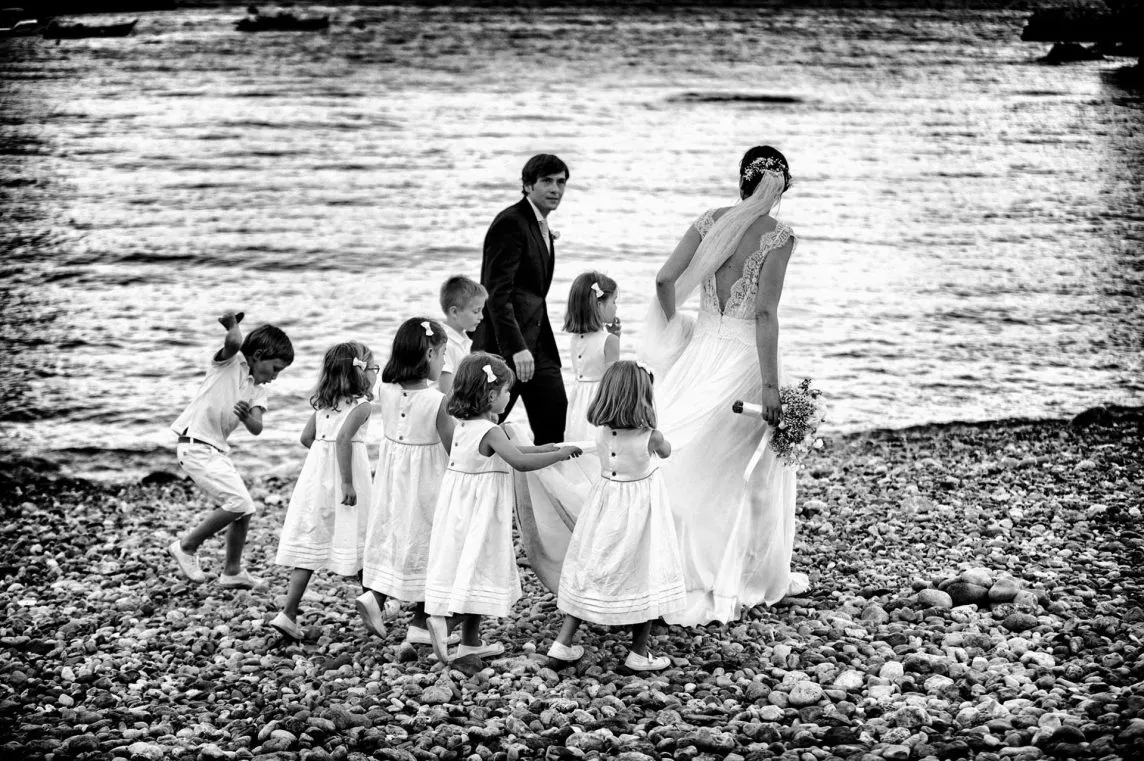 IF YOU THINK YOU NEED A WEDDING PLANNER 2 Need a Wedding Planner