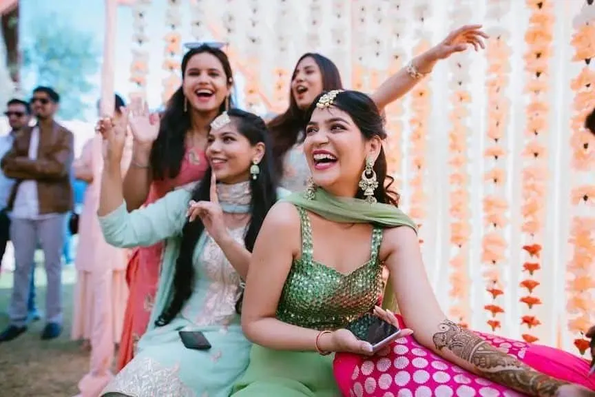 Die allererste 100% umweltfreundliche grüne Hochzeit! 3 Mehendi Ceremony - Indischer Hochzeitsplaner