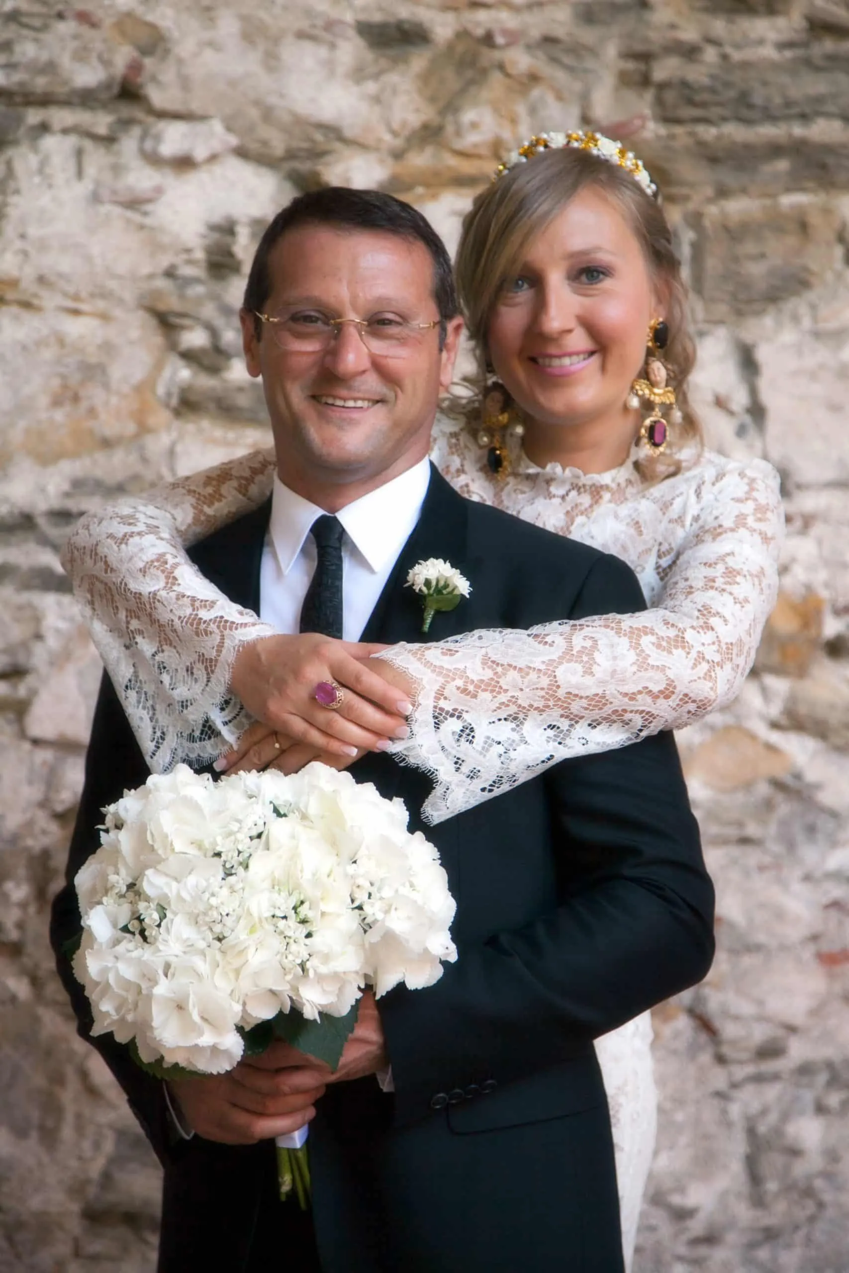 Dolce Gabbana-inspirert bryllup til Natasha og Carlo i Taormina 12 Bryllup i Dolce & Gabbana-stil i Taormina, siciliansk luksusbryllup inspirert av Dolce & Gabbana, bryllupslokaler i Taormina med Dolce & Gabbana-tema, kostnad for et siciliansk bryllup i Dolce & Gabbana-stil, planlegger et bryllup på Taormina Dolce & Gabbana-måte, bryllupsplanleggere i Taormina Dolce & Gabbana-temaer, Dolce & Gabbana-inspirerte bryllupsdekorasjoner Sicilia, Siciliansk motetema-bryllup i Taormina, luksuriøse Taormina-bryllup inspirert av designere, sicilianske kulturbryllup Dolce & Gabbana-tema, Taormina-brudekjoler Dolce & Gabbana-inspirerte, unike bryllupsideer i siciliansk designerstil, topp Dolce & Gabbana-bryllupspakker Taormina, hvordan være vertskap et siciliansk luksusbryllup, beste bryllup i Taormina Dolce & Gabbana-stil arenaer, Taormina siciliansk bryllupsfotograferingsdesigner inspirert, autentiske sicilianske bryllupstradisjoner i Dolce & Gabbana stil, Taormina luksus bryllup catering siciliansk tema, solnedgang bryllup Taormina Dolce & Gabbana stil, ansette en siciliansk bryllupsplanlegger Taormina, Dolce & Gabbana brudemote for brudemote, blomsteroppsatser for et Taormina designerbryllup, Dolce & Gabbana-inspirerte bryllupskaker Taormina, Taormina Sicilianske bryllup med luksustemaer, tradisjonelle sicilianske bryllup med moderne design, leie av designertemalokaler i Taormina, Taormina brudebutikker Dolce & Gabbana-inspirerte, eksklusive sicilianske bryllup designerinspirert, Taormina transportalternativer, bryllupsluksur invitasjoner sicilianske Dolce & Gabbana-temaer, øverst Sicilianske bryllup med designertemaer, Taormina destinasjonsbryllup Dolce & Gabbana essens, Taormina bryllup favoriserer ideer Siciliansk luksus, koordinering av et Dolce & Gabbana bryllup tema Taormina, Taormina kulturbryllup med moderne designer vri, luksuriøse sicilianske bryllupsvillaer Taormina, Dolce & Sabbana bryllupsstyling , eksklusive Taormina bryllupsfotografer luksus stil, siciliansk bryllupsmusikk Dolce & Gabbana inspirert, hvordan inkorporere Dolce & Gabbana i et siciliansk bryllup.