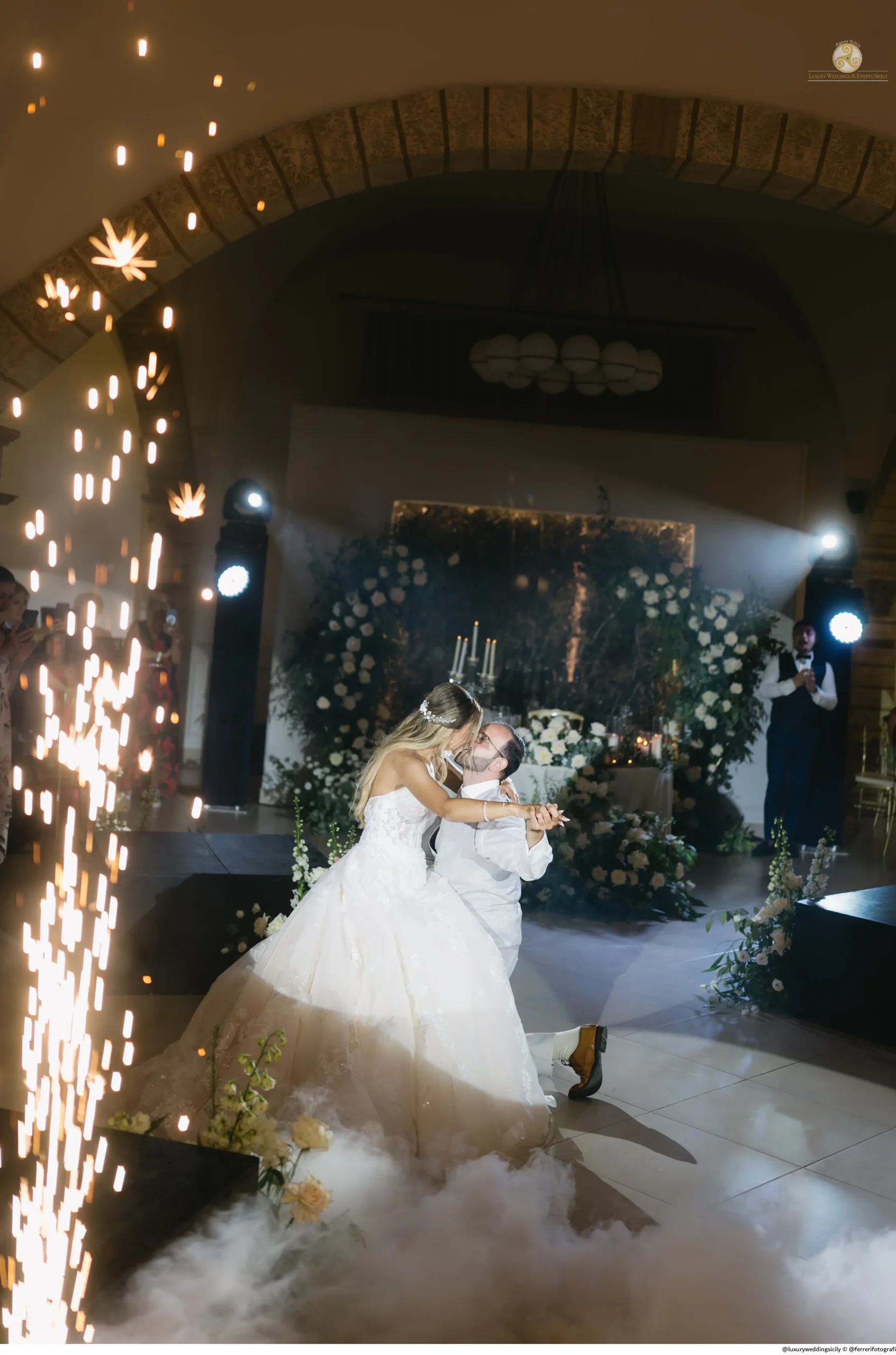 Portfolio 159 158 Luxury Wedding Sicily